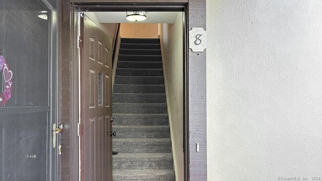 Photo - 8 Derby Ct Unit 8