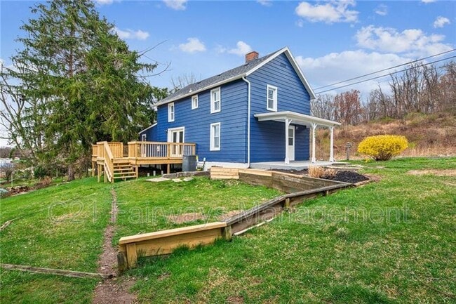 Building Photo - 3004 Bushy Run Rd
