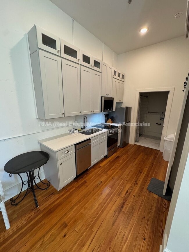 Photo - 215 Main St Unit 1b