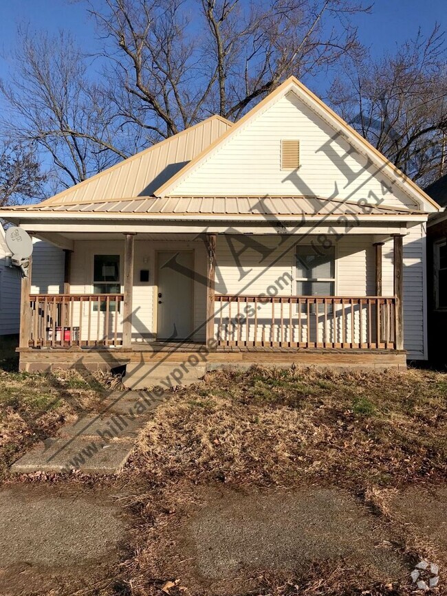 Building Photo - Two Bedroom Home