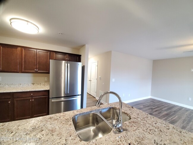 Building Photo - 3500 College Dr Unit 101