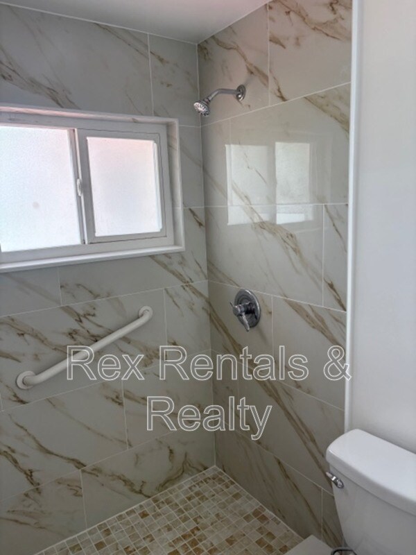 Photo - 4420 96th Ave N