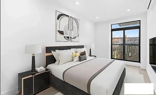 Building Photo - 1 bedroom in BROOKLYN NY 11237 Unit 2