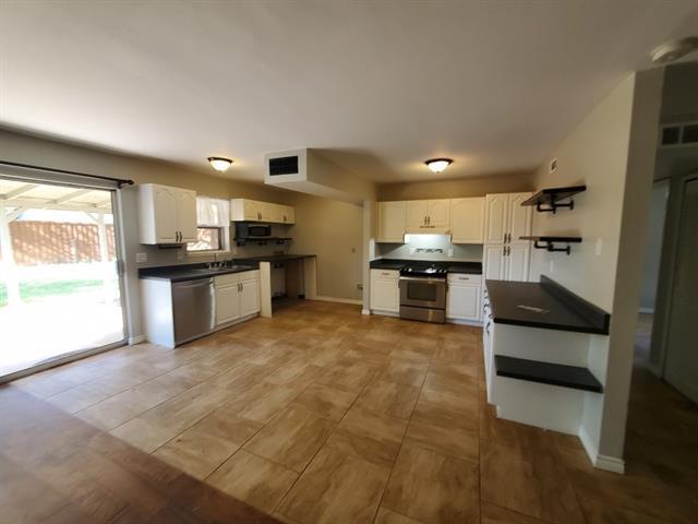 Photo - 1905 Fairfield Dr