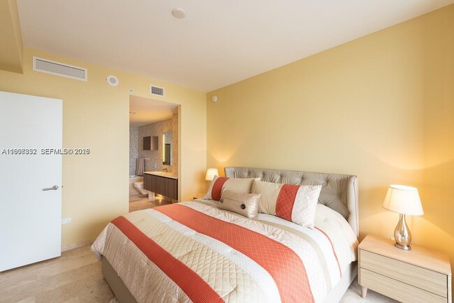 Photo - 68 SE 6th St Unit 3006