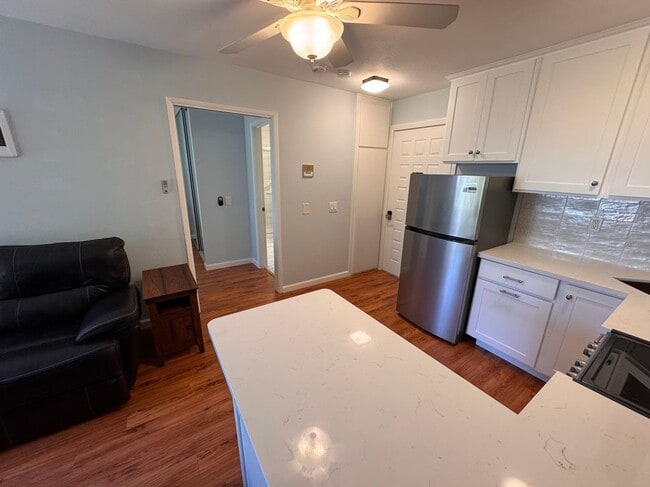 3776 Alabama St Unidad C212