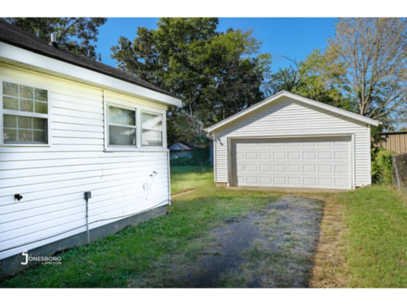 Photo - 1105 Turner St