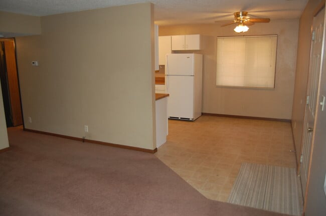 Dinning/Kitchen/Living room - 4945 Walker Ave Unit Apt3