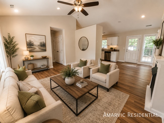 Photo - 1290 Pyrtle Dr