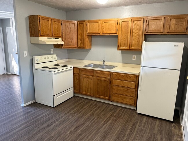 Photo - 1109 Birch Dr