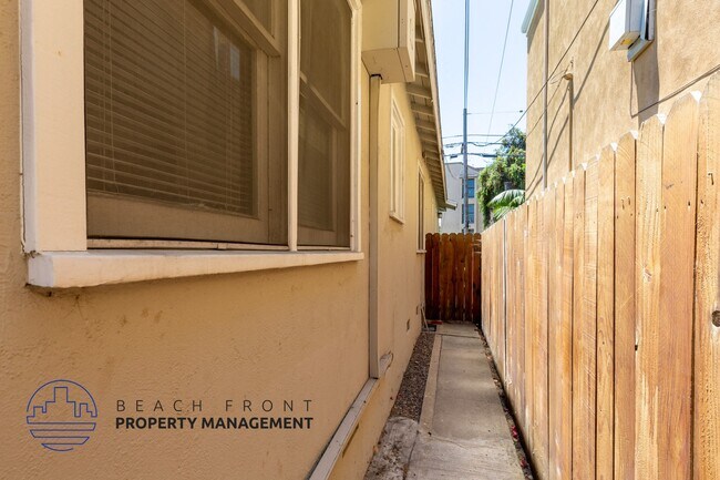 Photo - 1249 E. 3rd St.