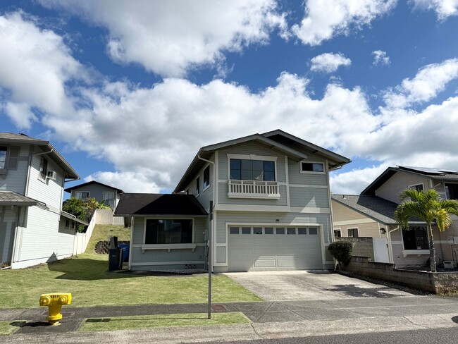 Building Photo - Mililani Mauka - Island Bungalows 3 bedroom 2.5 bath w/enclosed garage single family house
