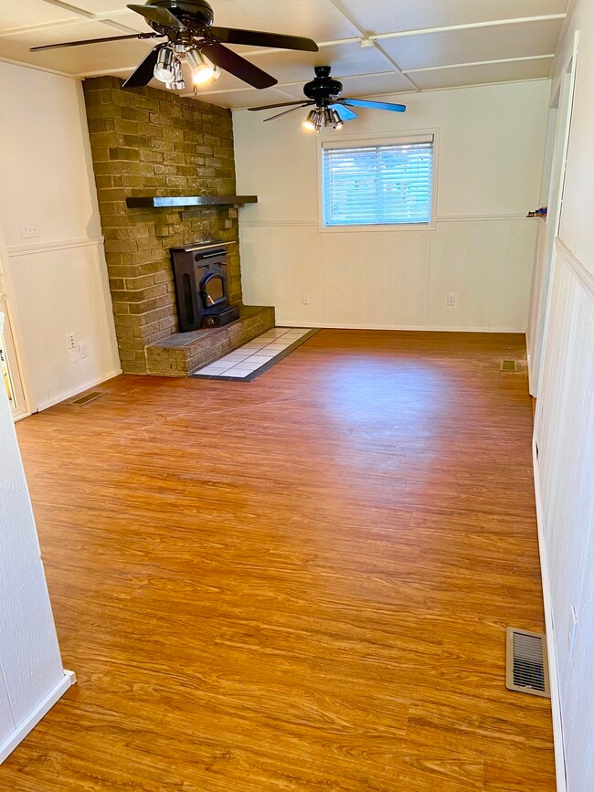 Photo - 214 Homewood Ave