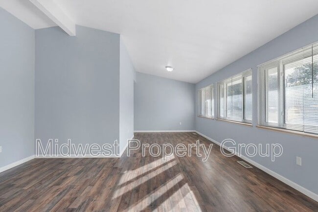 Photo - 1470 Whirlaway Dr