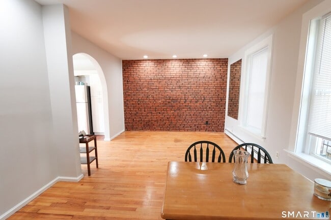 Photo - 182 Chestnut St Unidad 1