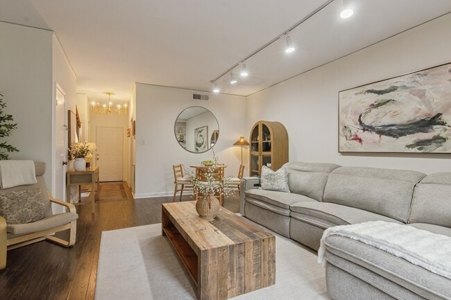 Photo - 14715 Barryknoll Ln Unit 145