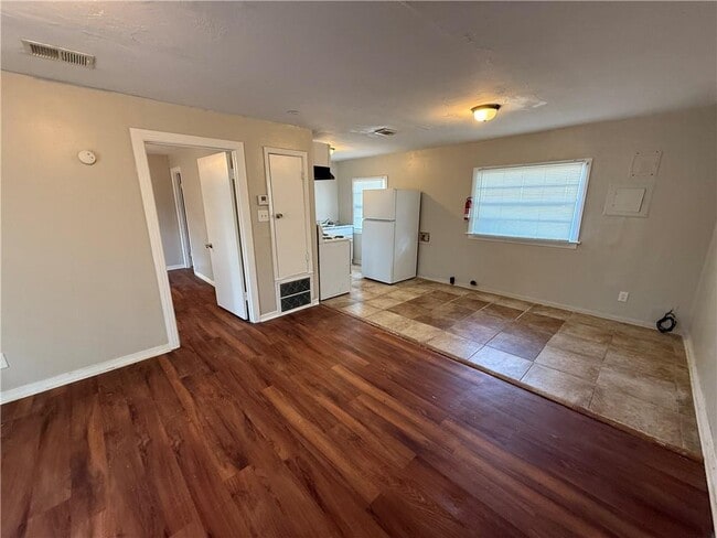 Photo - 4910 Rainbow Cir