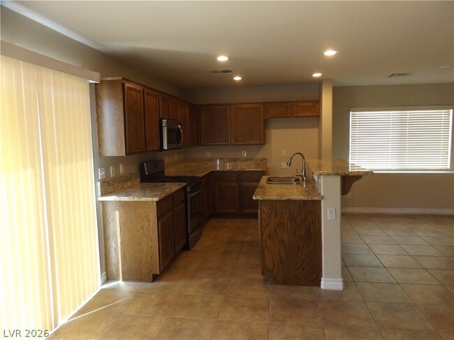 Photo - 6467 Karlsen Ct