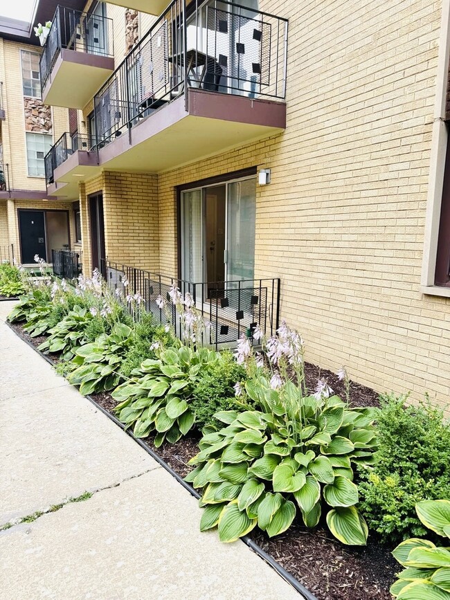 Photo - 10425 S Hale Ave Unit 1A