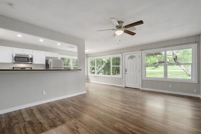 Photo - 6301 Arnold Dr