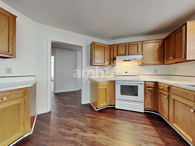 Photo - 29 Park Village Ln