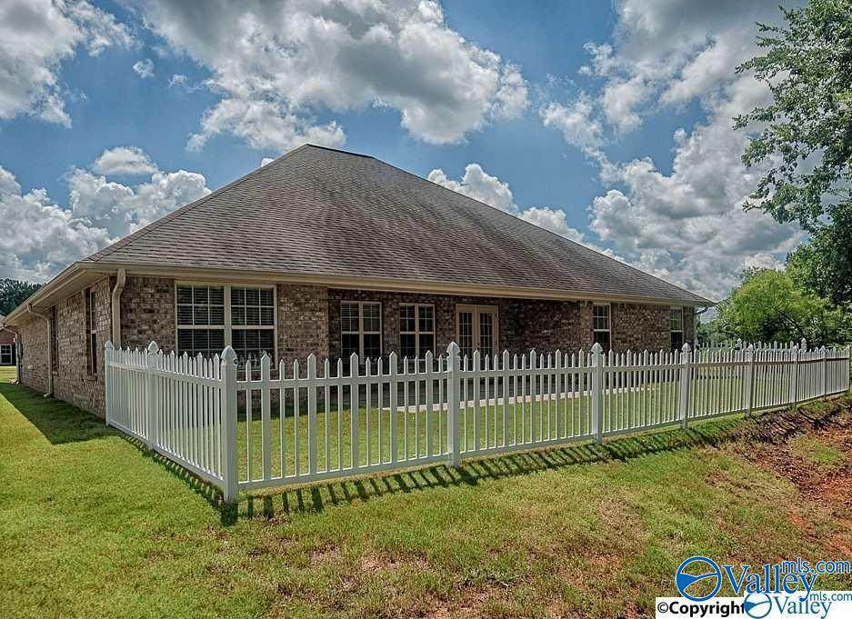 Photo - 102 Slack Water Ct