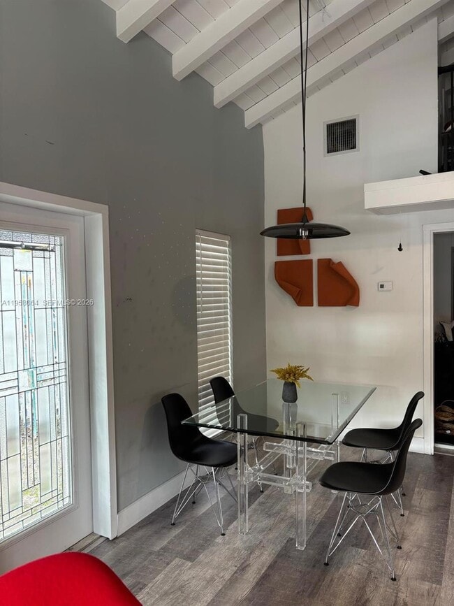 Photo - 3525 Poinciana Ave