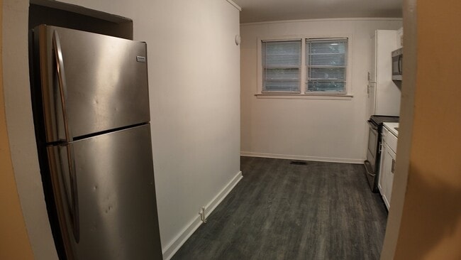 Photo - 108 Harold St