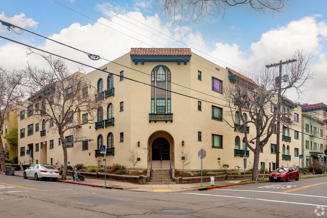 Garden Court - Garden Court Apartments