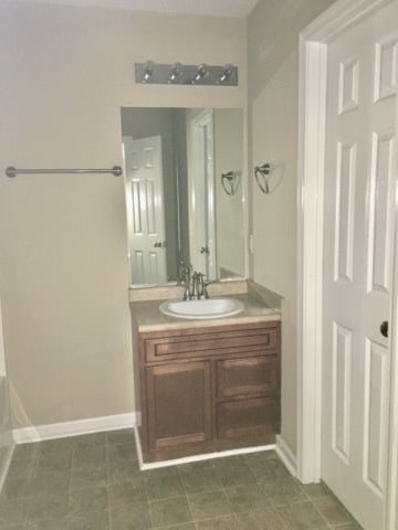 Photo - 203 Herschel Dr