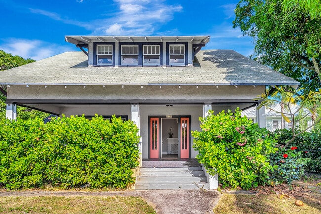 Building Photo - 515 46th St