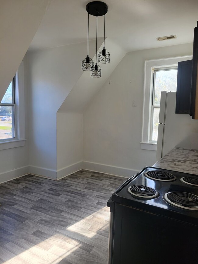 Photo - Trinh_4900 E Princess Anne Road Unit B