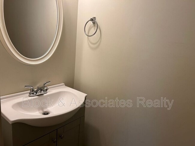 Photo - 5147 Fiddlers Run Dr