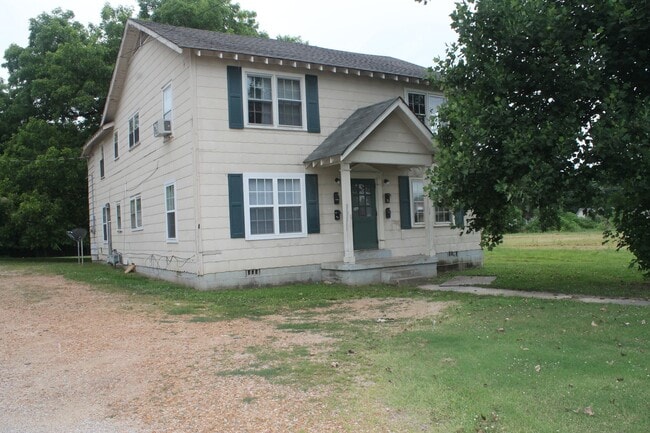 Building Photo - 607 Hatchie St Unit H2