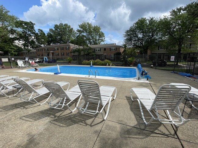 Photo - 6534 Cornwall Ct