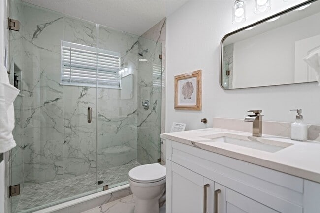 Photo - Stylish Tranquil duplex - Near Belleair Beach