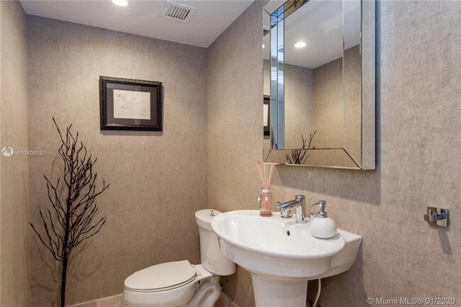 Photo - 9400 W Bay Harbor Dr