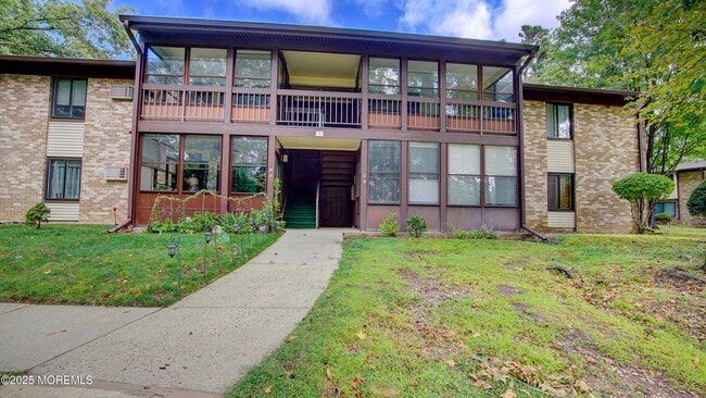 Building Photo - 138 Amberly Dr Rental