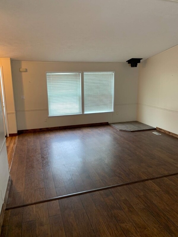 Photo - 14 Eastwood Dr