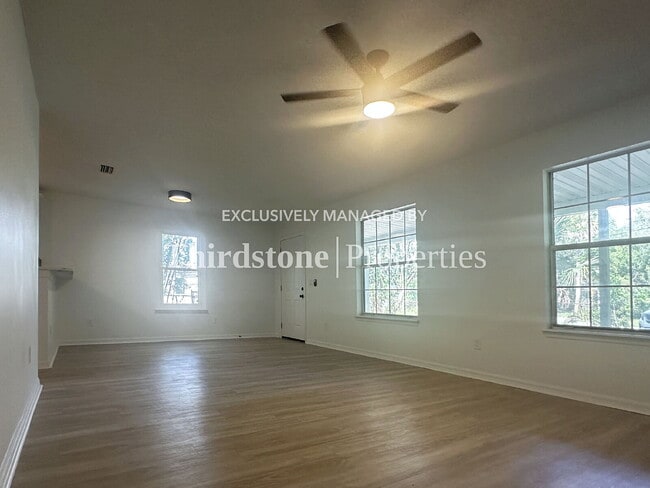 Photo - 1732 W 44th St