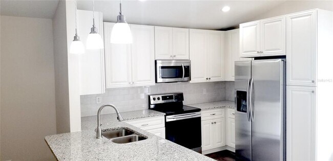 Photo - 568 Carrigan Ave