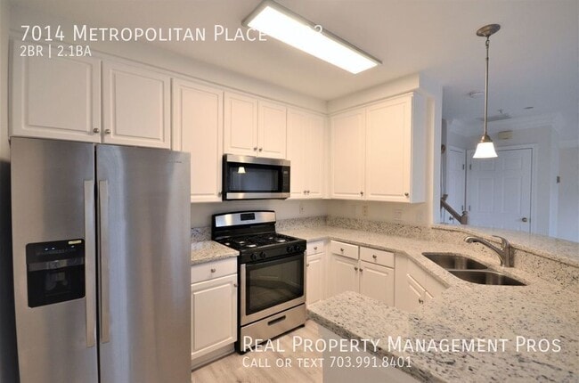 Photo - 7014 Metropolitan Pl Unit 303