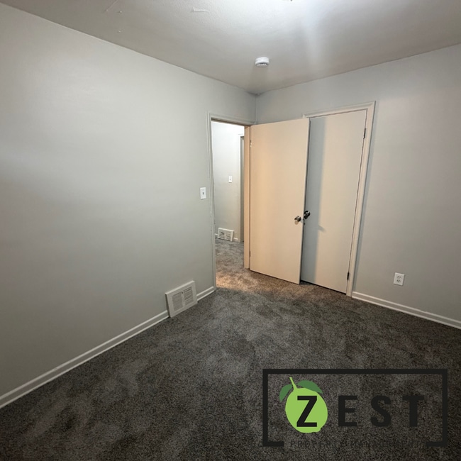 Photo - Gorgeous 3 Bed 1 Bath home only $1,200/mo!  OPEN HOUSE Thursday March 19th