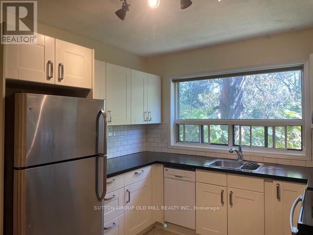 Photo - 133 Dunn Ave