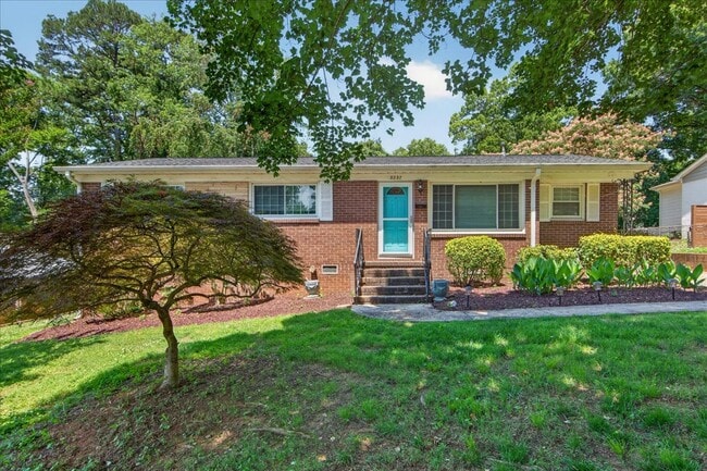 Photo - 3237 Harrow Pl