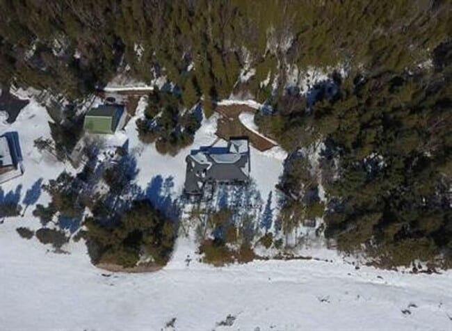 Photo - 1262 Michigan 35 Bark River, MI