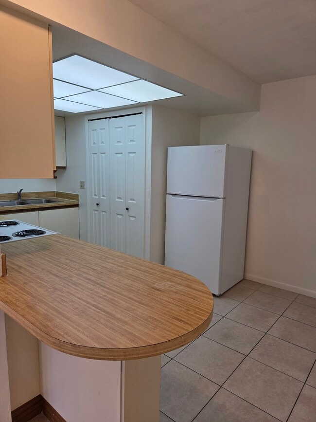 Photo - 1222 SE 8th St Unit Apt 2