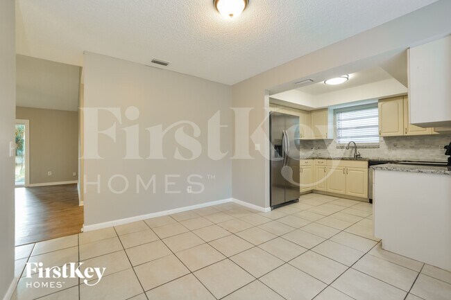 Photo - 2526 Needle Palm Dr