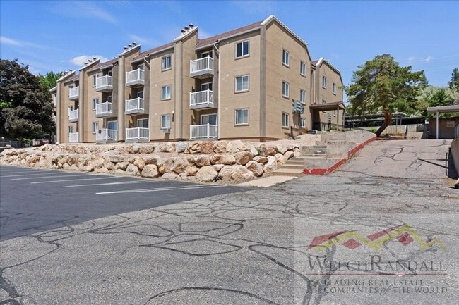 Charming 2-Bedroom 1-Bath Ogden Condo! - Charming 2-Bedroom 1-Bath Ogden Condo! Unit 194