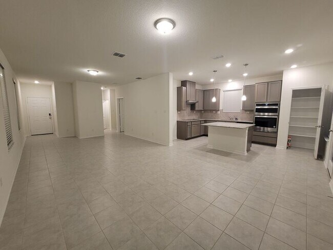 Photo - 5911 Eckhert Rd